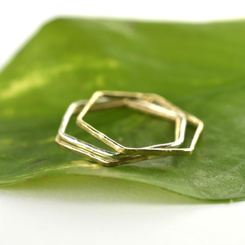 Size 8 / Hammered Hexagon Stackable Ring Set of 3