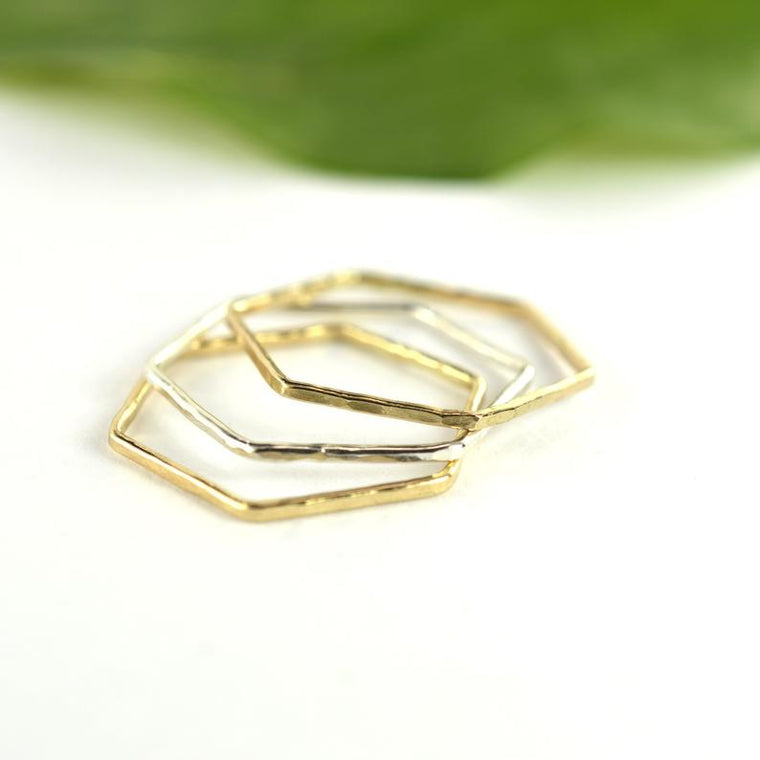 Size 8 / Hammered Hexagon Stackable Ring Set of 3