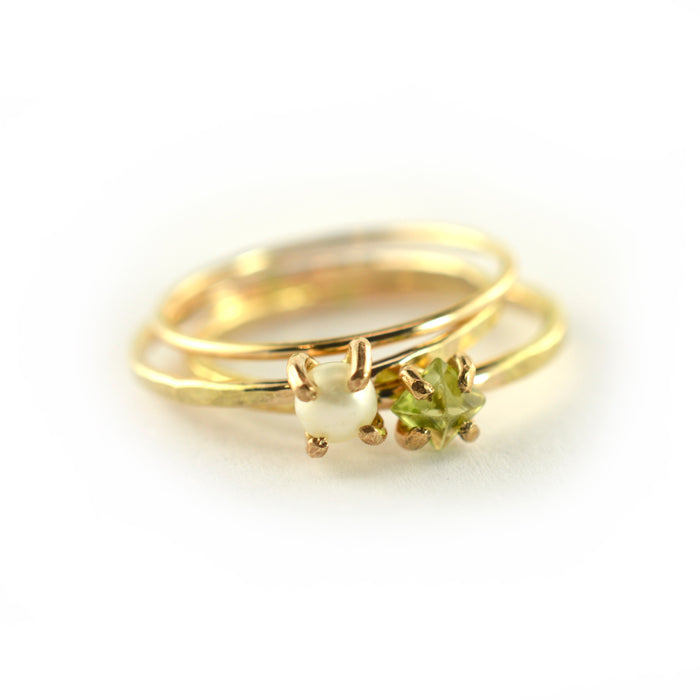 Size 4 / Peridot & Pearl Stacking Ring Set of 3