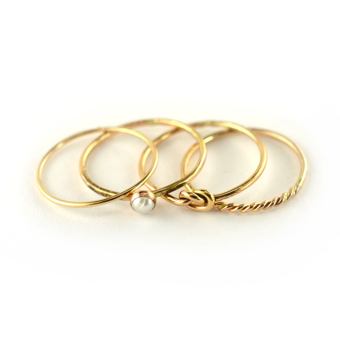 Size 5-5.5 / Cream Pearl & Gold Love Knot Promise Ring Set of 4